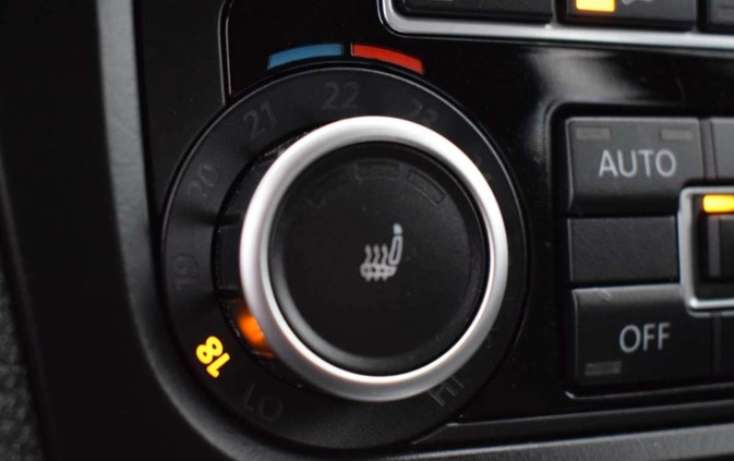 Volkswagen Golf cena 26900 przebieg: 122291, rok produkcji 2010 z Ostrowiec Świętokrzyski małe 781